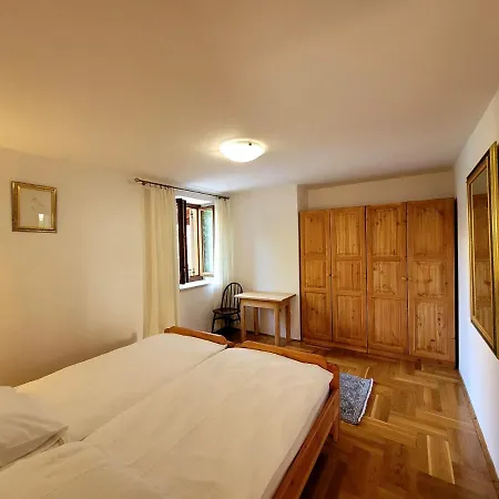 Brscic Apartment *